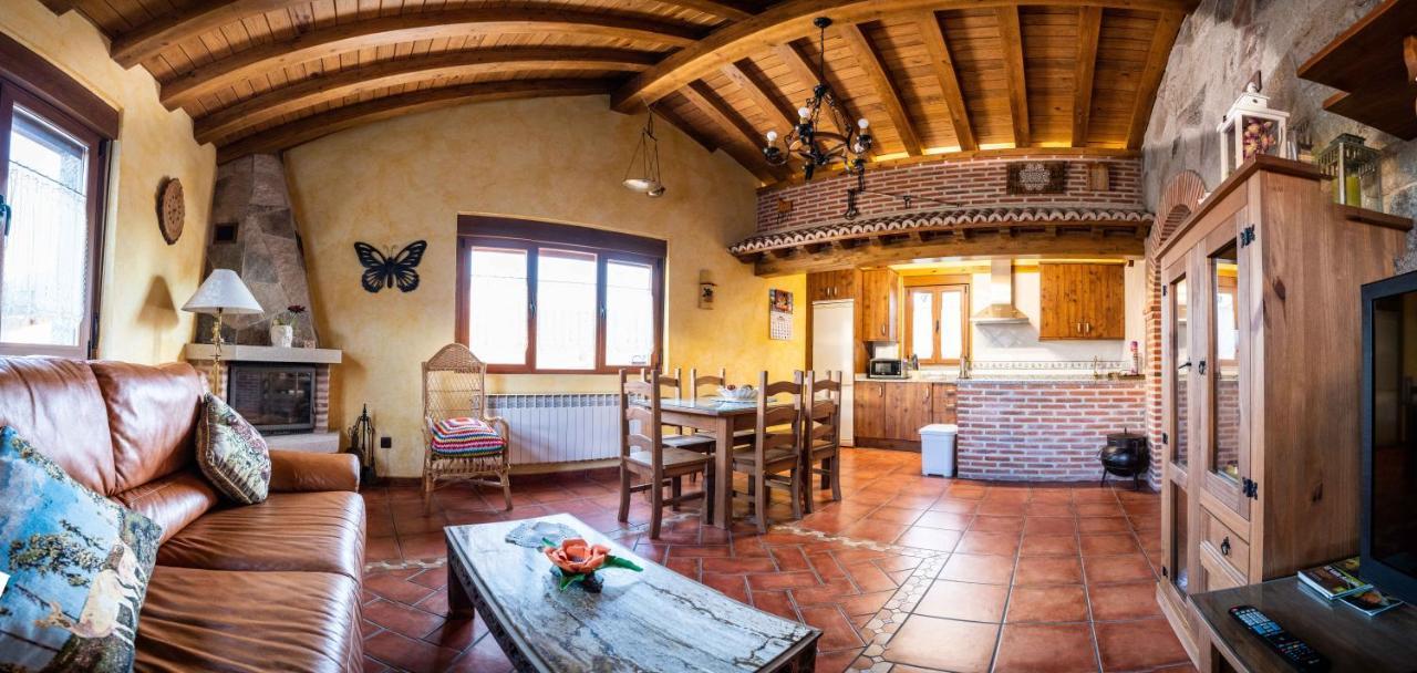 Casa Rural La Gabina Munogalindo Eksteriør billede