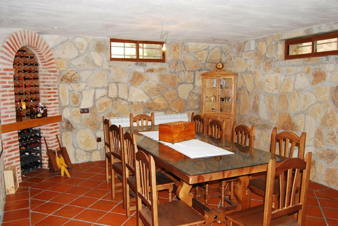 Casa Rural La Gabina Munogalindo Eksteriør billede